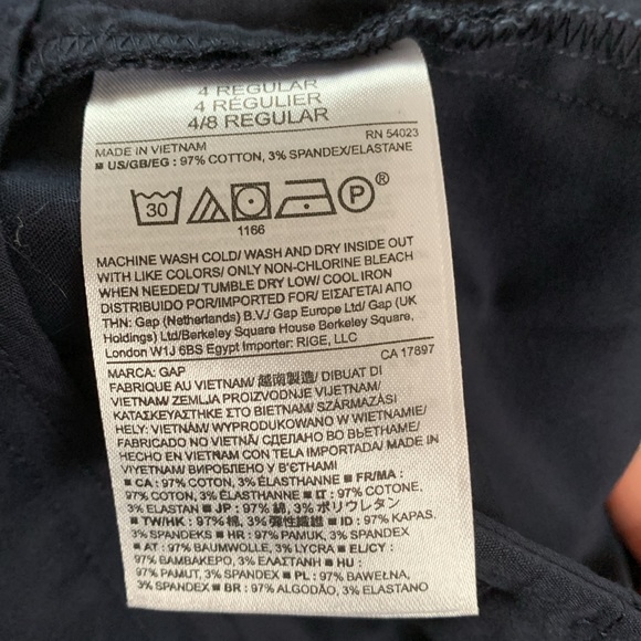 Gap Women’s Cropped Pant , Size 4R - Picture 5 of 5